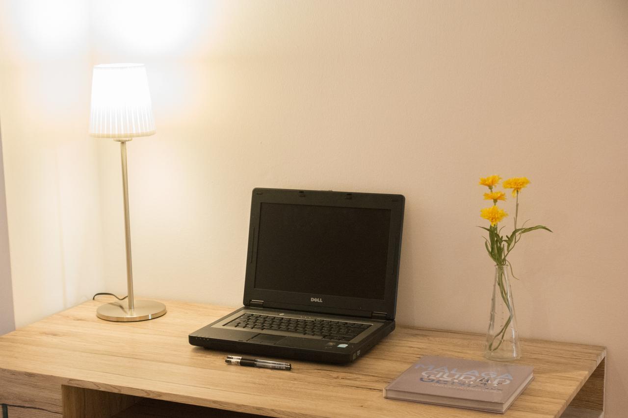 Apt Gibralhorce Suite By Malaga Picasso Rentals Selection المظهر الخارجي الصورة